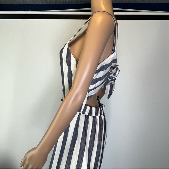 J.O.A. Revolve Blue and White Stripe Linen Jumpsuit Sz Medium - Picture 5 of 16